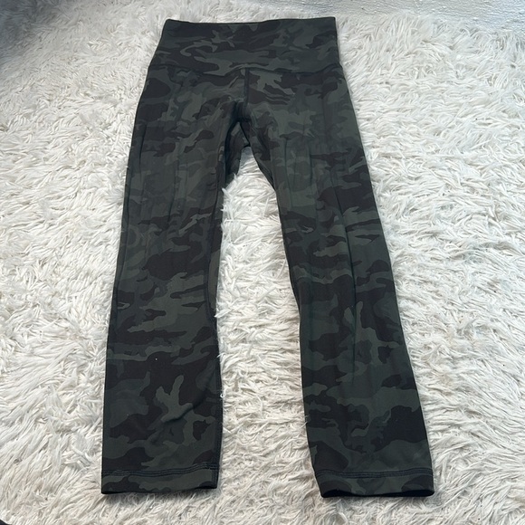 Lululemon Align Crop *21" Incognito Camo Multi Gator Green - Picture 1 of 8